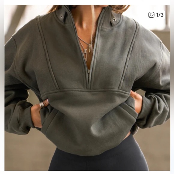 Joah Brown Tops - NWT Joah brown retro crew neck